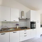 Residenza *